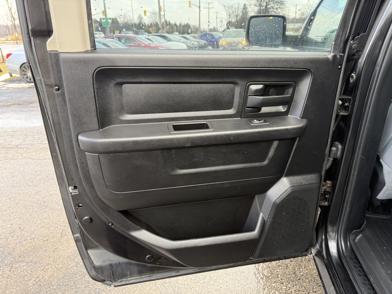 2015 RAM 1500 ST Photo