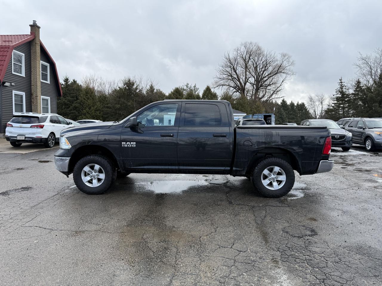 2015 RAM 1500 ST Photo