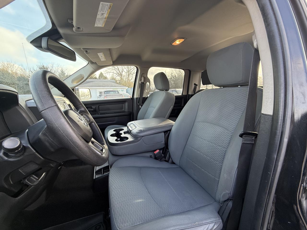 2015 RAM 1500 ST Photo