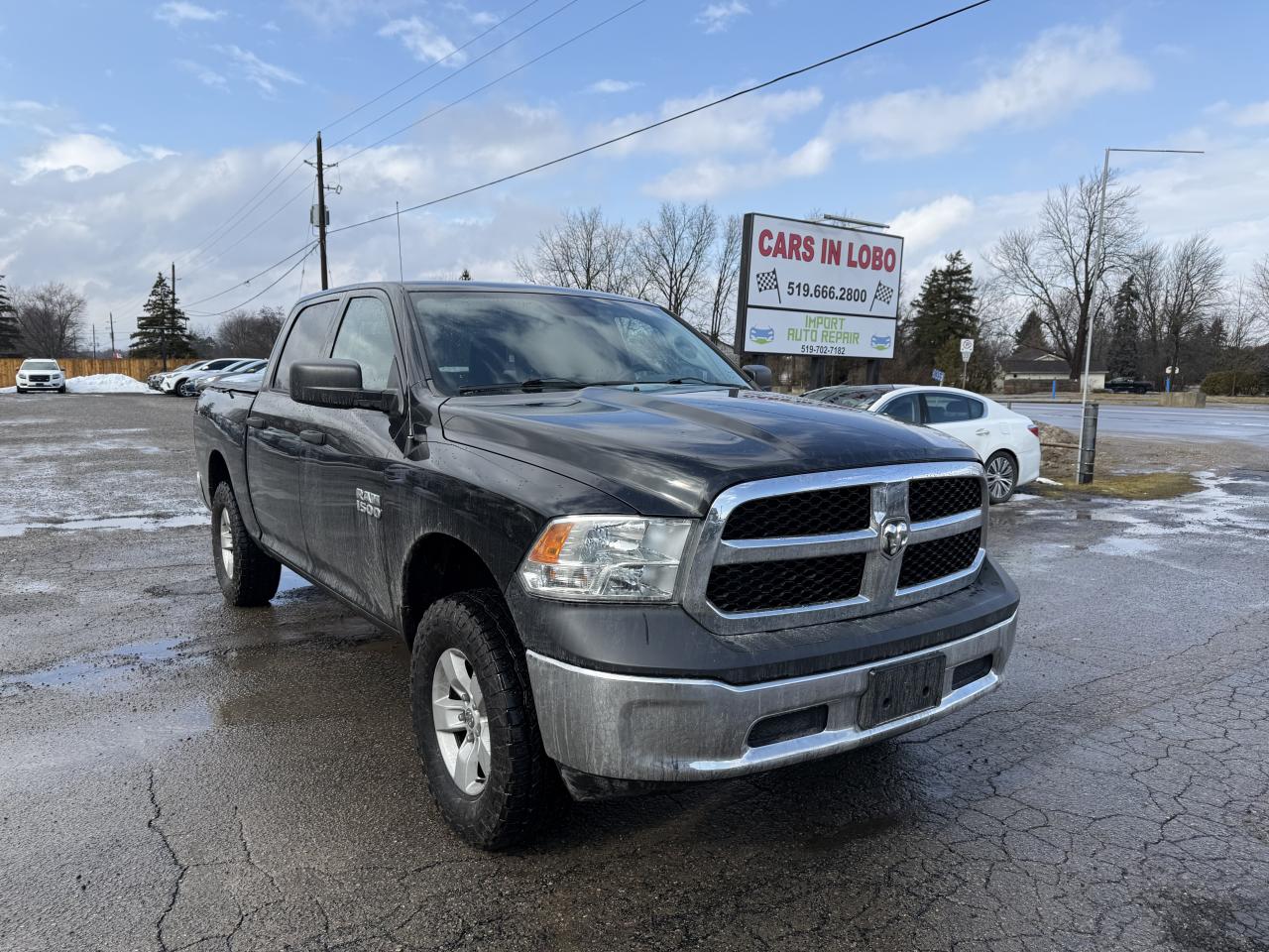 2015 RAM 1500 ST Photo