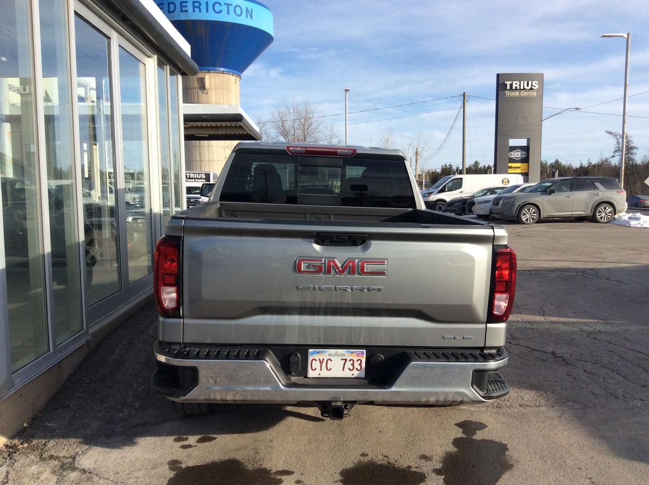 2024 GMC Sierra 1500 SLE Photo