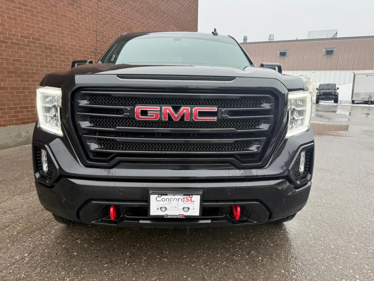 2022 GMC Sierra 1500 AT4 Photo