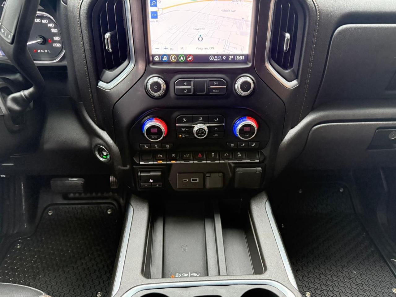 2022 GMC Sierra 1500 AT4 Photo