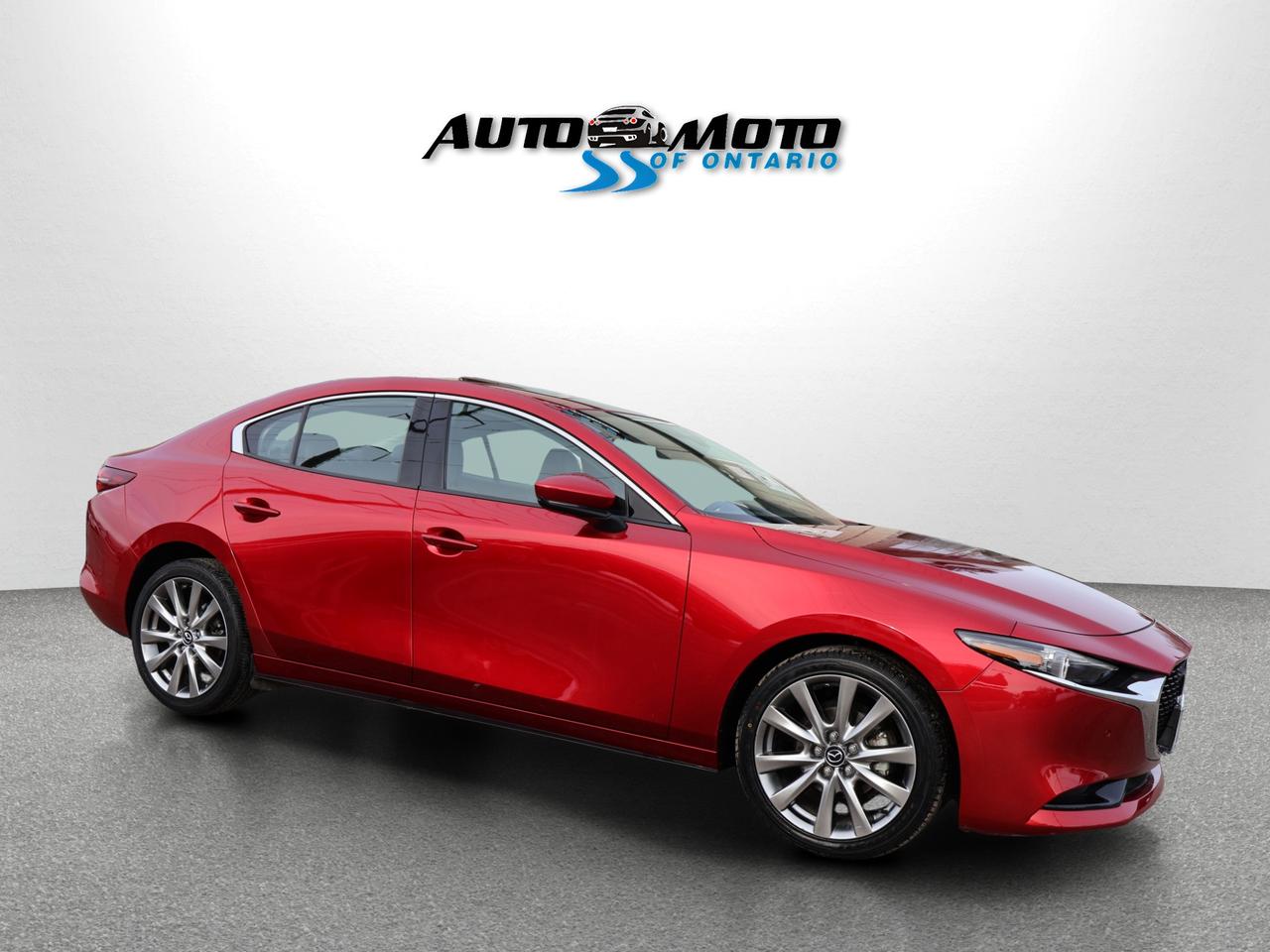 2021 Mazda MAZDA3 2.5 GT PREMIUM CERTIFIED *1 OWNER*ACCIDENT FREE*LOW KMS* CAMERA NAV BLUETOOTH LEATHER HEATED SEATS SUNROOF CRUISE ALLOYS Photo