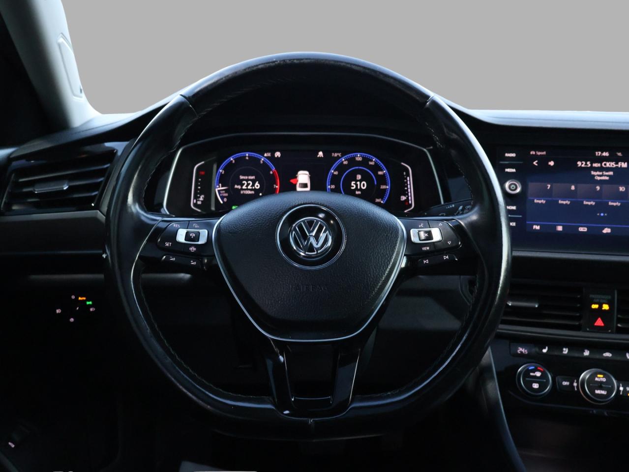 2019 Volkswagen Jetta 1.4T SEL EXECLINE CERTIFIED *ACCIDENT FREE*28 SERVICE RECORDS* CAMERA NAV BLUETOOTH LEATHER HEATED SEATS SUNROOF CRUISE ALLOYS Photo