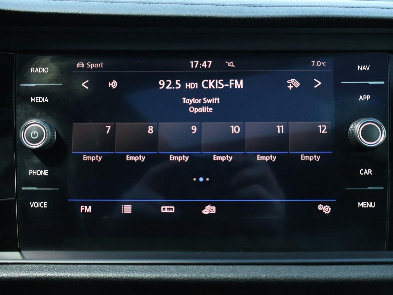 2019 Volkswagen Jetta 1.4T SEL EXECLINE CERTIFIED *ACCIDENT FREE*28 SERVICE RECORDS* CAMERA NAV BLUETOOTH LEATHER HEATED SEATS SUNROOF CRUISE ALLOYS Photo