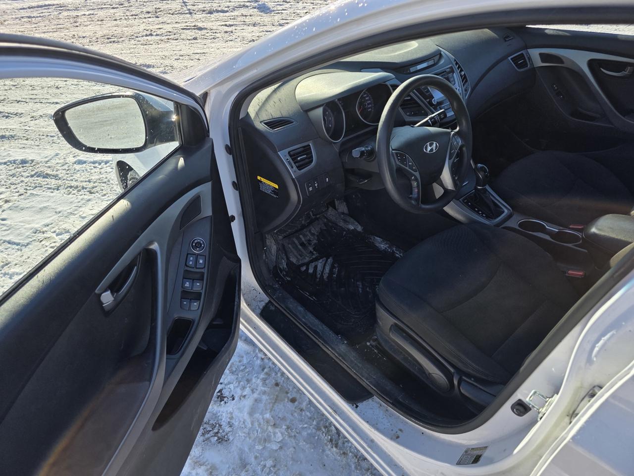 2016 Hyundai Elantra Limited Photo