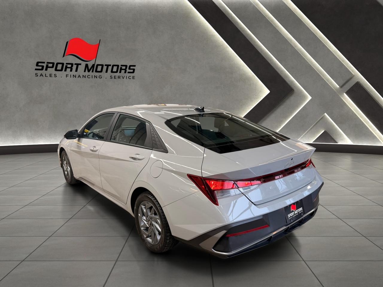 2024 Hyundai Elantra Preferred+One Owner+CLEAN CARFAX Photo65