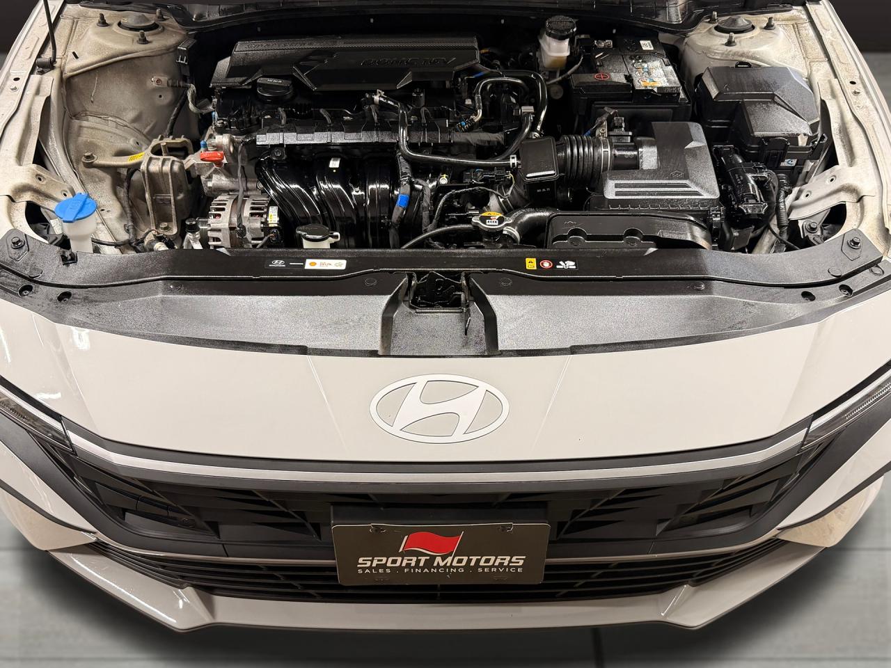 2024 Hyundai Elantra Preferred+One Owner+CLEAN CARFAX Photo