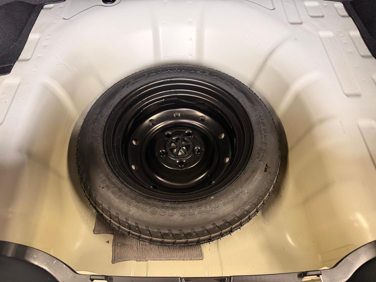 2024 Hyundai Elantra Preferred+One Owner+CLEAN CARFAX Photo