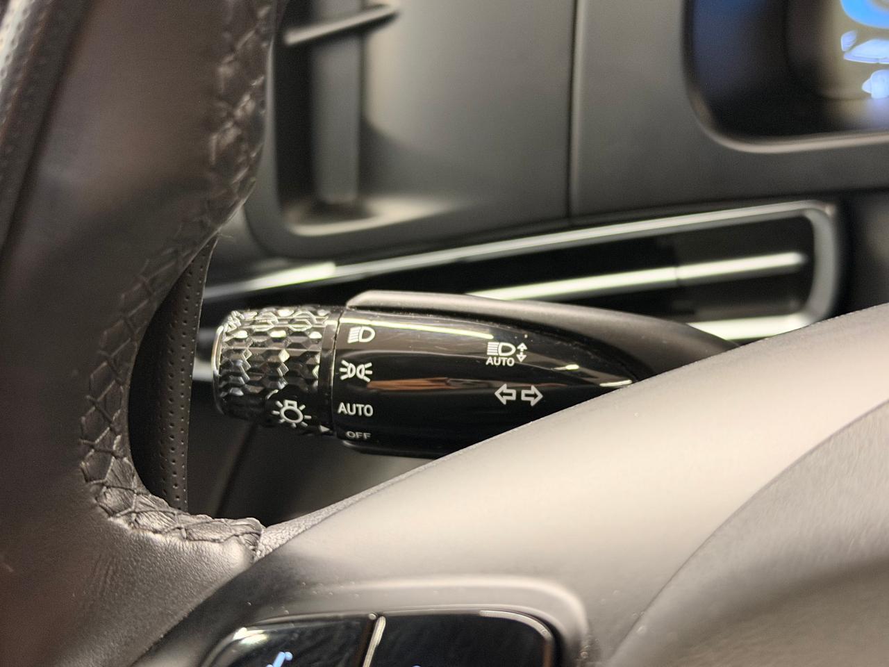 2024 Hyundai Elantra Preferred+One Owner+CLEAN CARFAX Photo109