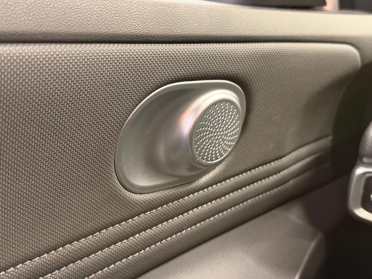 2024 Hyundai Elantra Preferred+One Owner+CLEAN CARFAX Photo