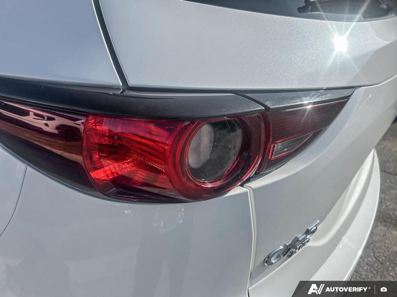 2021 Mazda CX-5 GS / NO ACCIDENTS / LEATHER / HTD SEATS / AWD Photo