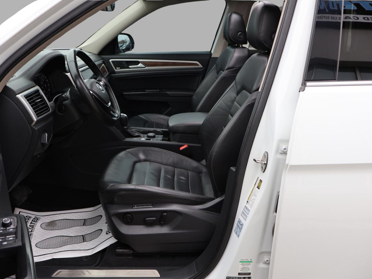 2019 Volkswagen Atlas V6 EXECLINE PREMIUM AWD CERTIFIED *SERVICE RECORDS* CAMERA NAV BLUETOOTH LEATHER HEATED SEATS PANO ROOF CRUISE ALLOYS Photo