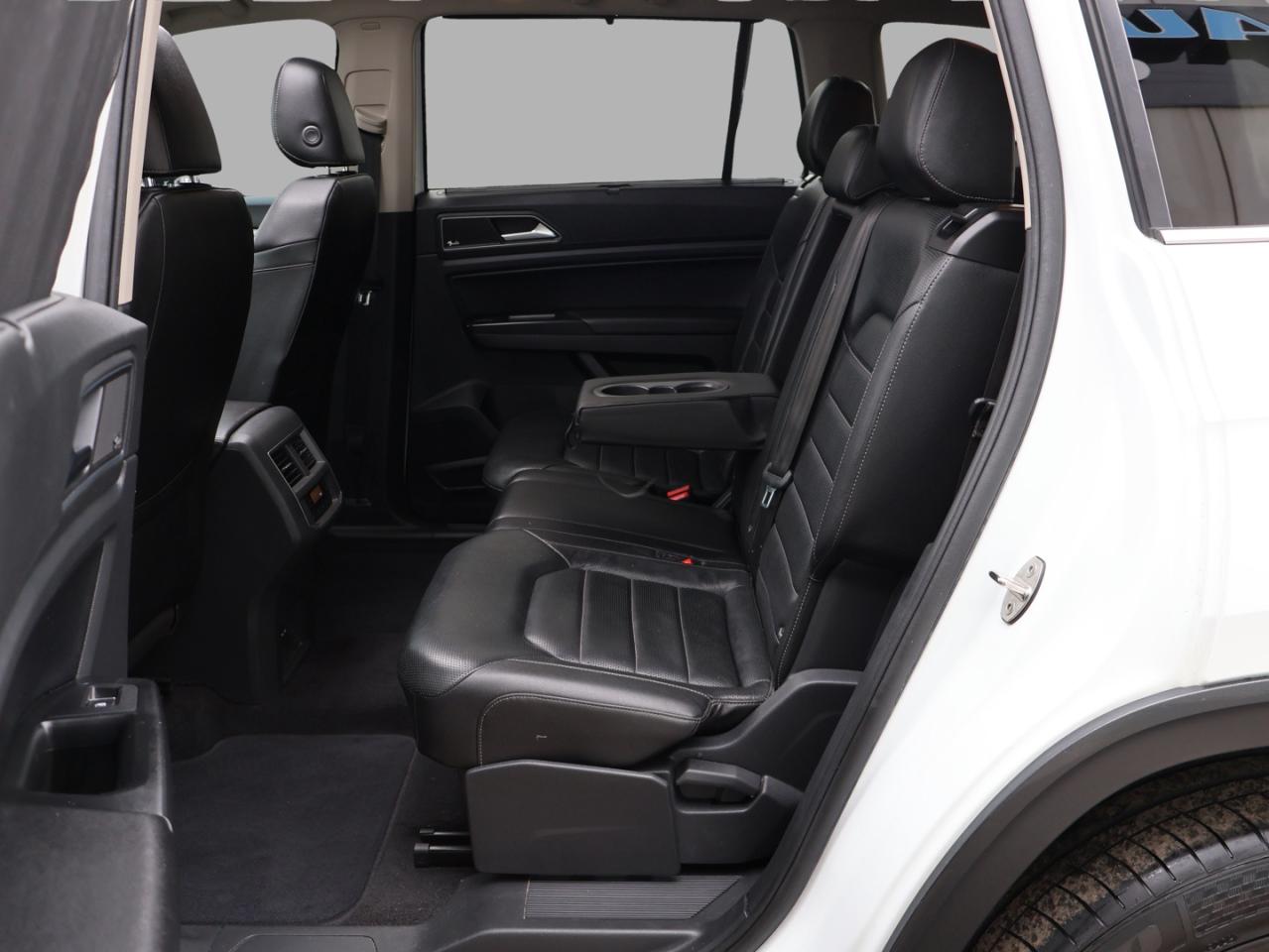 2019 Volkswagen Atlas V6 EXECLINE PREMIUM AWD CERTIFIED *SERVICE RECORDS* CAMERA NAV BLUETOOTH LEATHER HEATED SEATS PANO ROOF CRUISE ALLOYS Photo