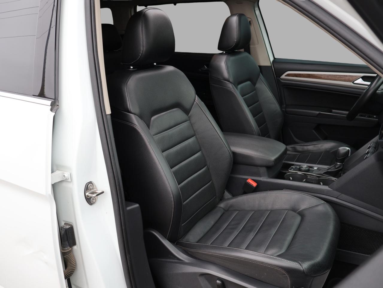 2019 Volkswagen Atlas V6 EXECLINE PREMIUM AWD CERTIFIED *SERVICE RECORDS* CAMERA NAV BLUETOOTH LEATHER HEATED SEATS PANO ROOF CRUISE ALLOYS Photo