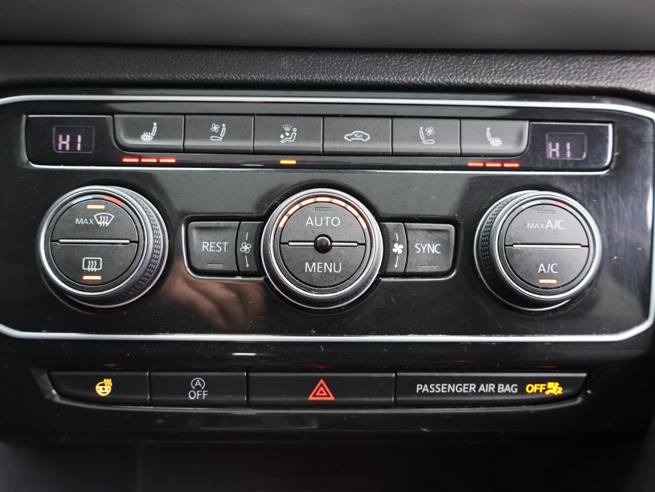 2019 Volkswagen Atlas V6 EXECLINE PREMIUM AWD CERTIFIED *SERVICE RECORDS* CAMERA NAV BLUETOOTH LEATHER HEATED SEATS PANO ROOF CRUISE ALLOYS Photo