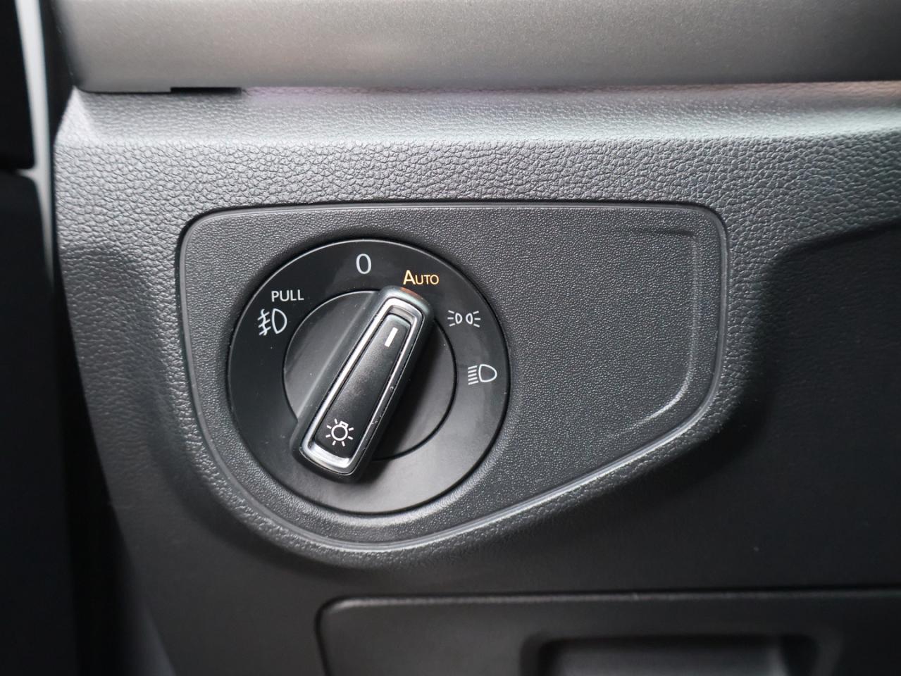 2019 Volkswagen Atlas V6 EXECLINE PREMIUM AWD CERTIFIED *SERVICE RECORDS* CAMERA NAV BLUETOOTH LEATHER HEATED SEATS PANO ROOF CRUISE ALLOYS Photo