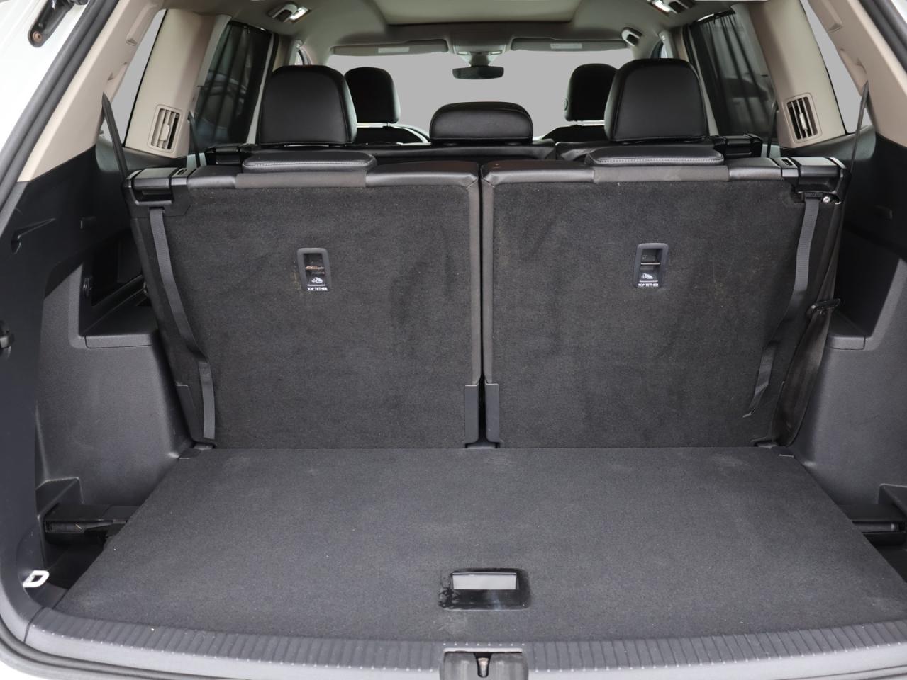 2019 Volkswagen Atlas V6 EXECLINE PREMIUM AWD CERTIFIED *SERVICE RECORDS* CAMERA NAV BLUETOOTH LEATHER HEATED SEATS PANO ROOF CRUISE ALLOYS Photo