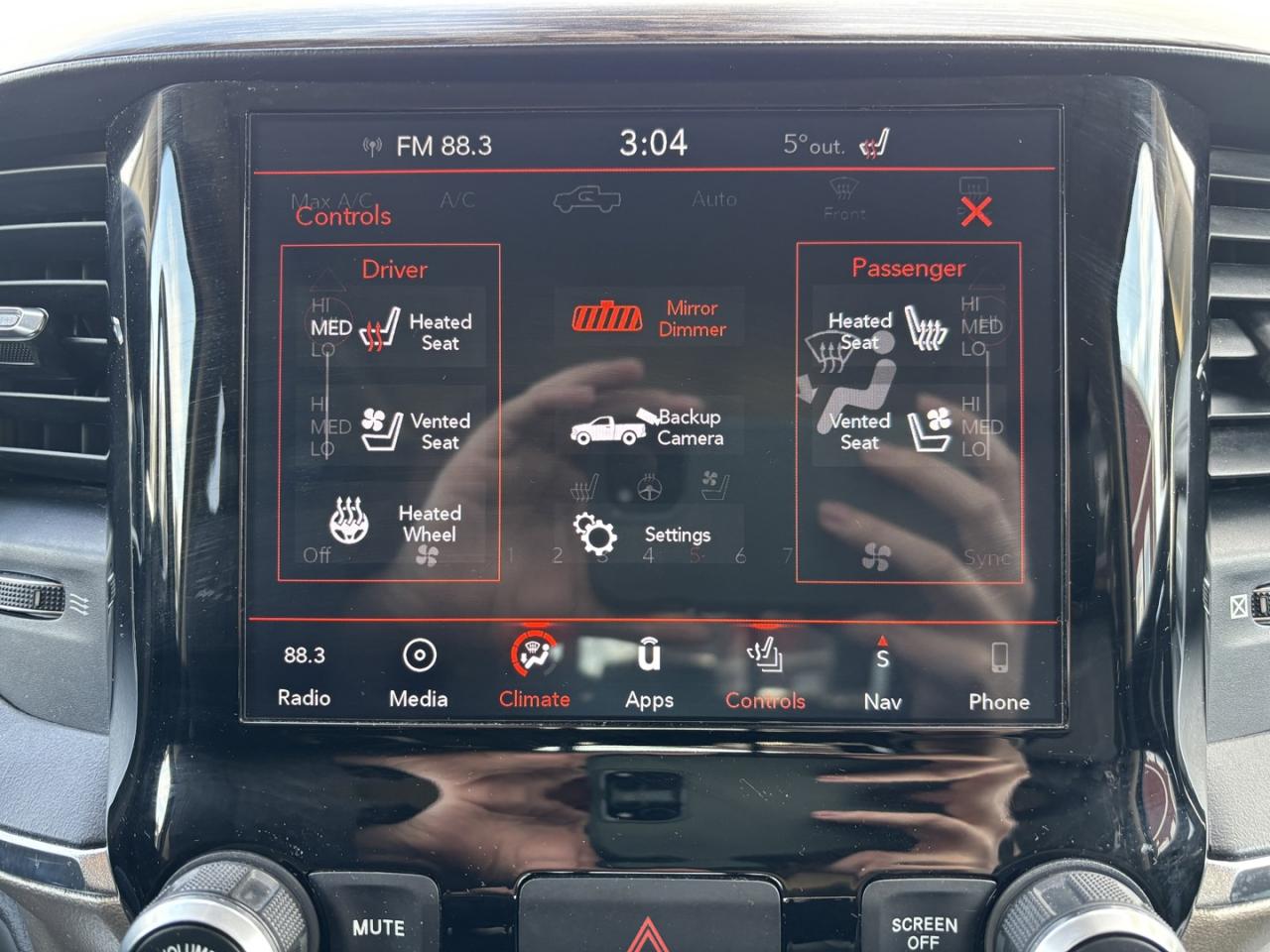 2019 RAM 1500 Laramie ~SAFETY INCLUDED~FIXED PRICE, CASH OR FINANCE~ Photo