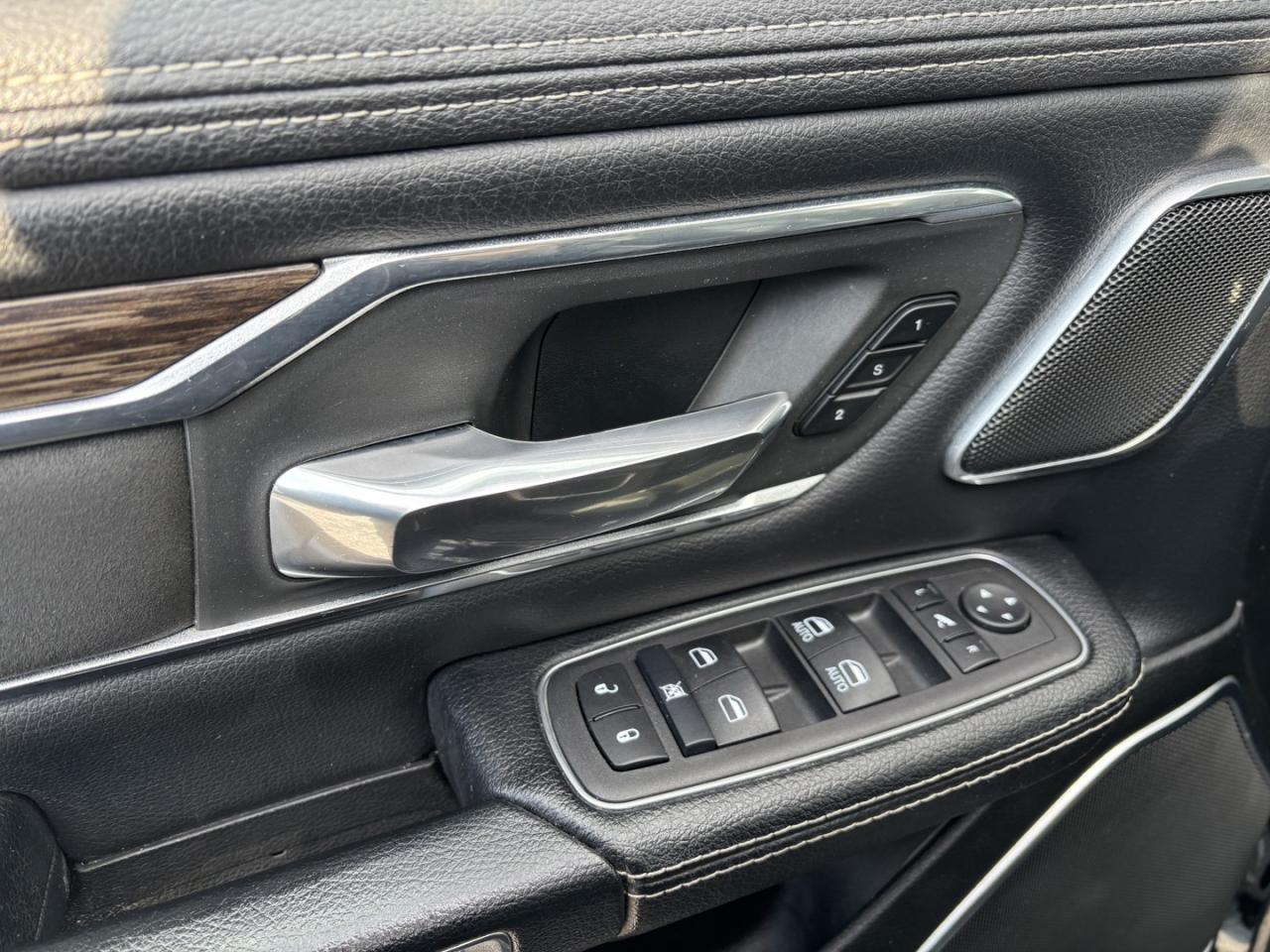 2019 RAM 1500 Laramie ~SAFETY INCLUDED~FIXED PRICE, CASH OR FINANCE~ Photo