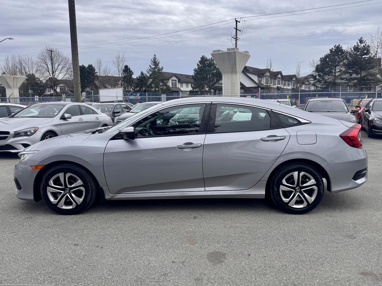 2016 Honda Civic FINANCING AVAILABLE Photo8