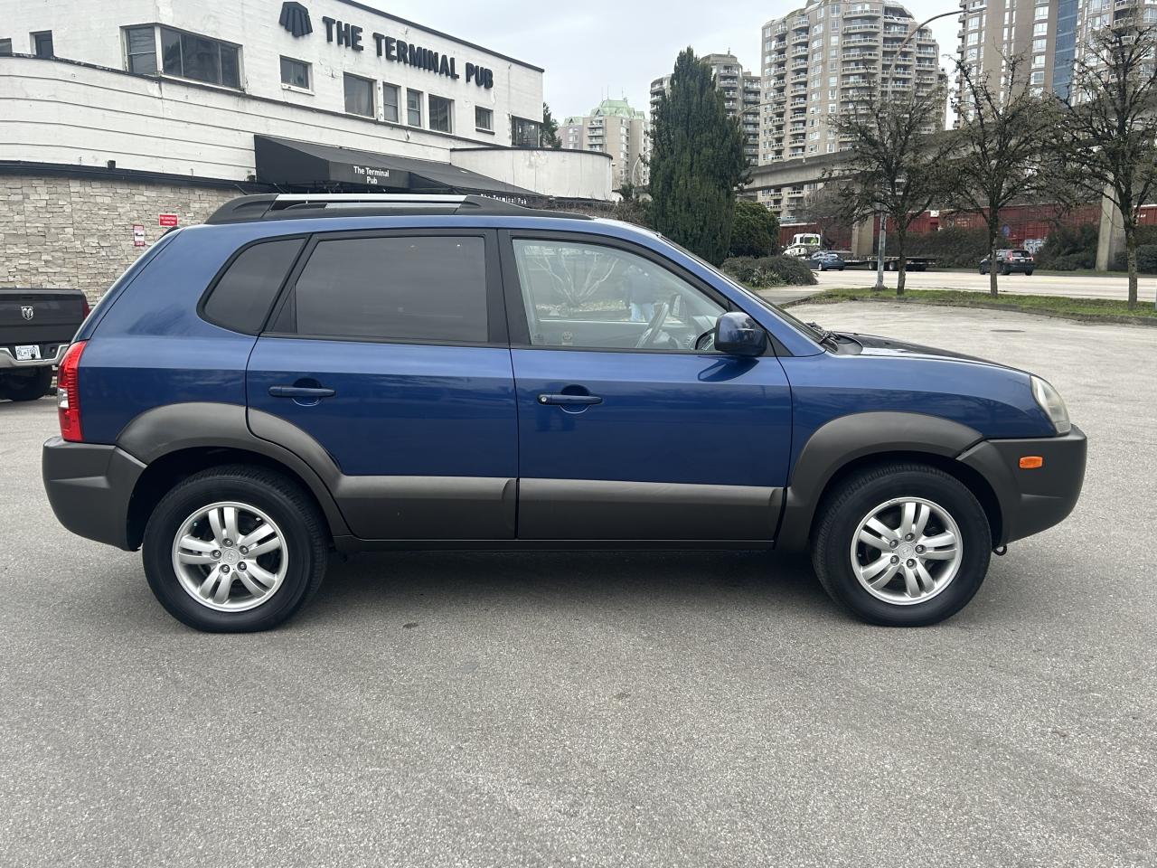 2006 Hyundai Tucson GLS - Photo #5