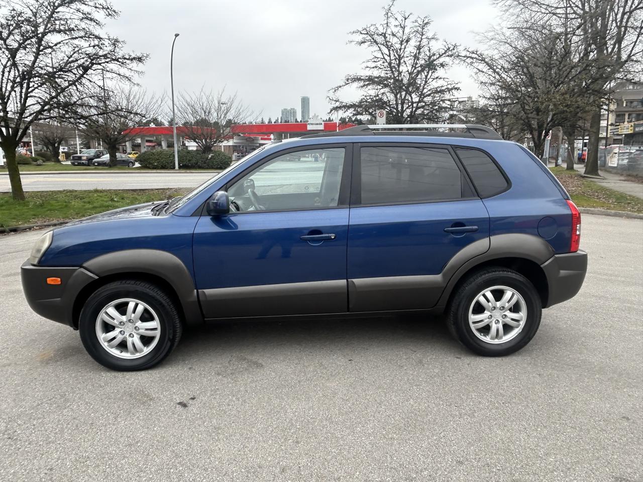 2006 Hyundai Tucson GLS - Photo #2