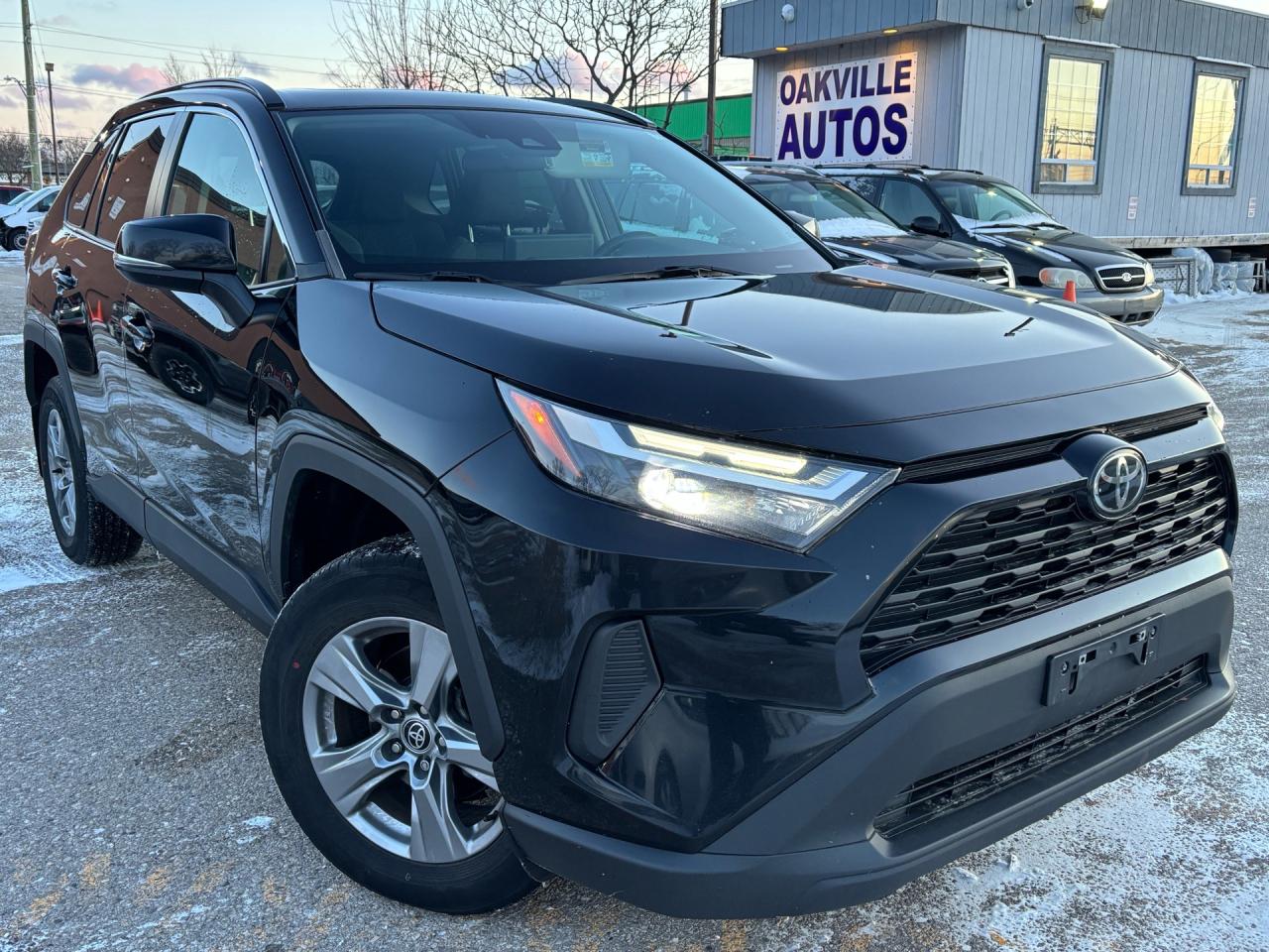 2022 Toyota RAV4 XLE AWD Photo