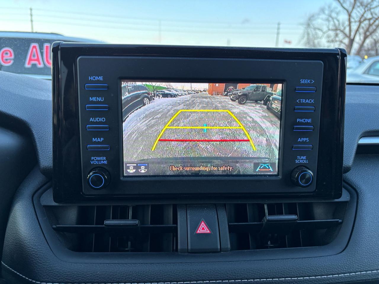 2022 Toyota RAV4 XLE AWD Photo