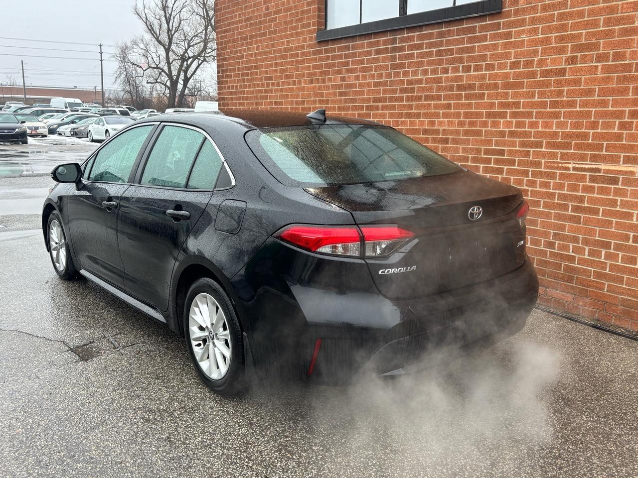 2020 Toyota Corolla XLE, Navigation, Leather, Roof Photo