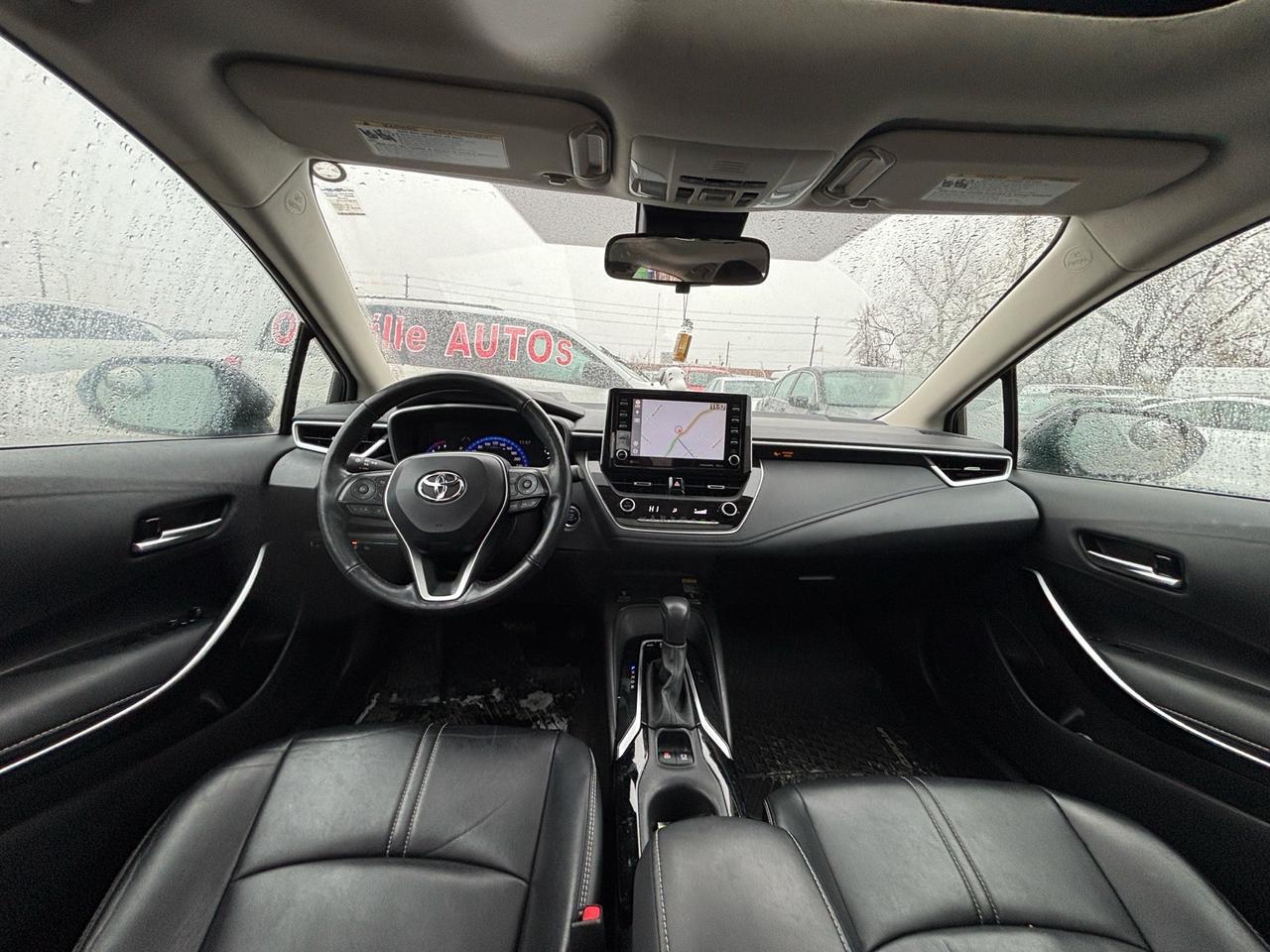 2020 Toyota Corolla XLE, Navigation, Leather, Roof Photo