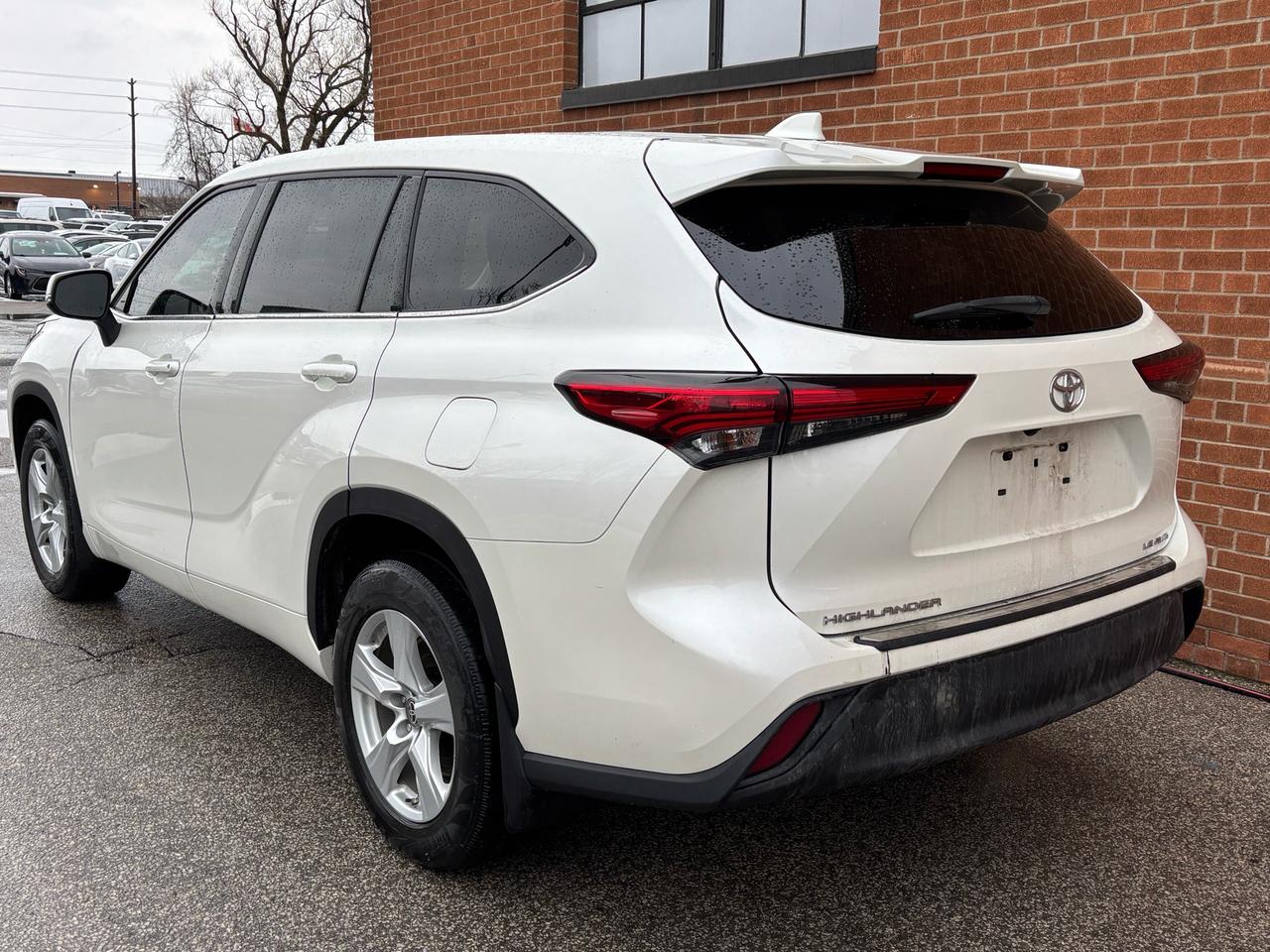 2020 Toyota Highlander LE AWD Photo
