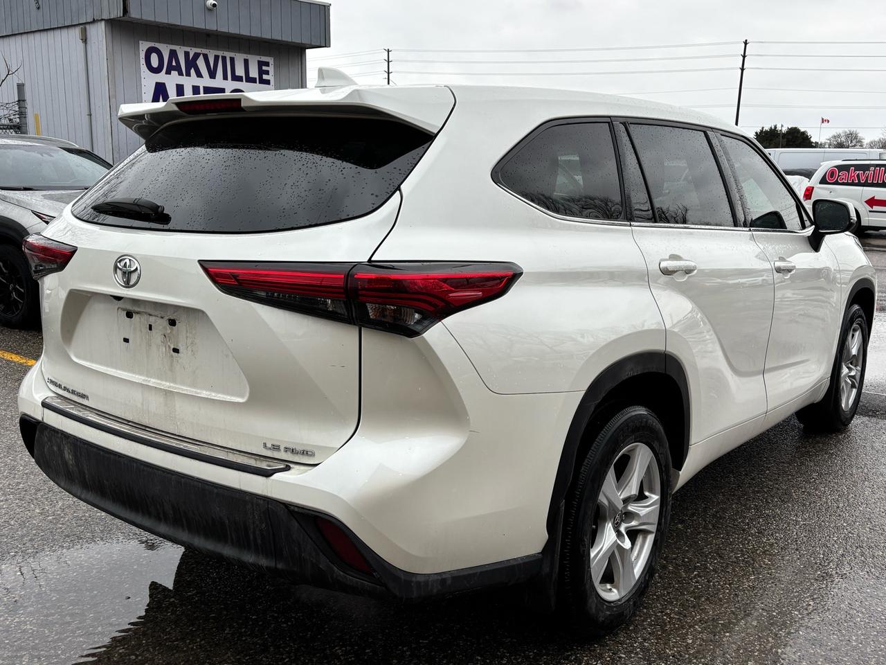 2020 Toyota Highlander LE AWD Photo