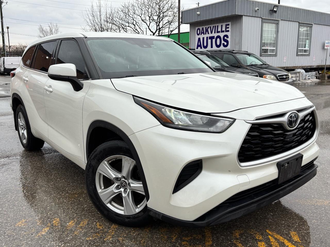 2020 Toyota Highlander LE AWD Photo