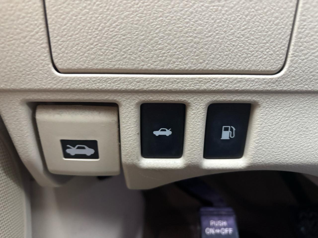 2014 Lexus ES 4DR SDN Photo