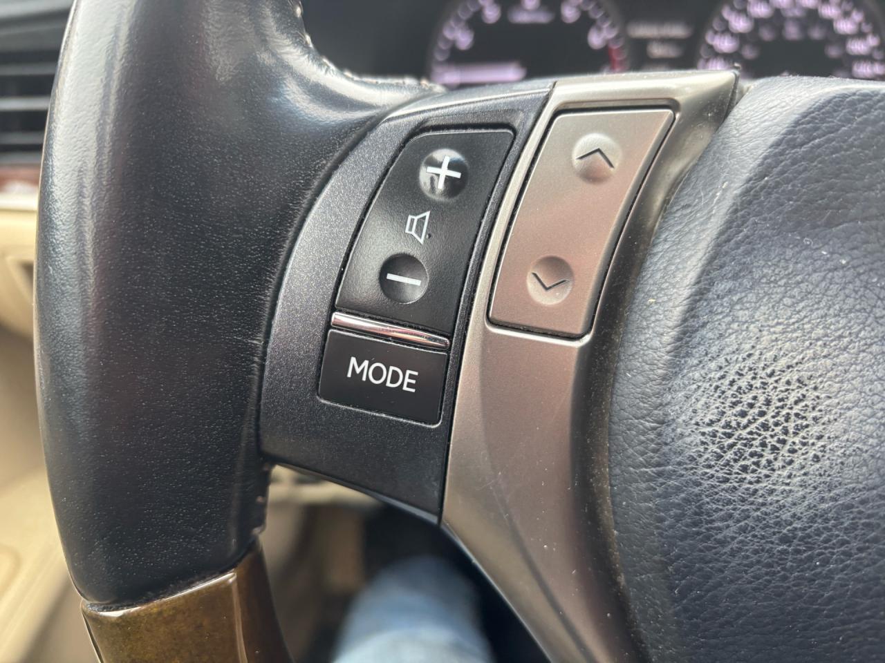 2014 Lexus ES 4DR SDN Photo