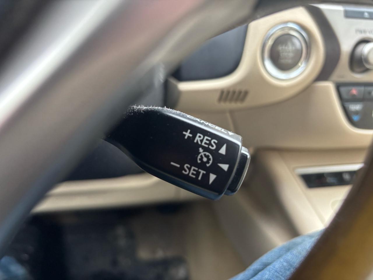 2014 Lexus ES 4DR SDN Photo