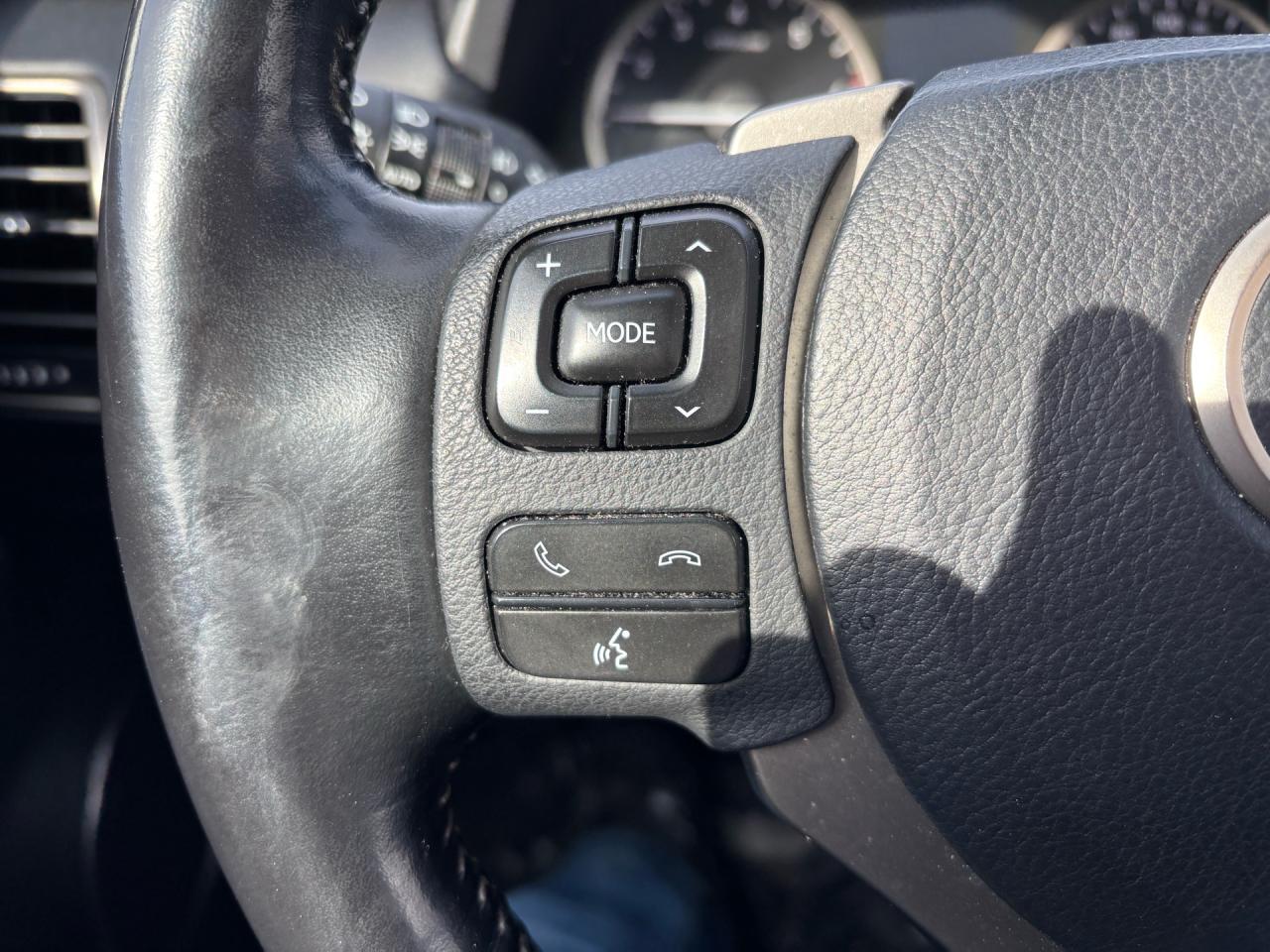 2017 Lexus NX Navigation, Sunroof, AWD 4dr Photo