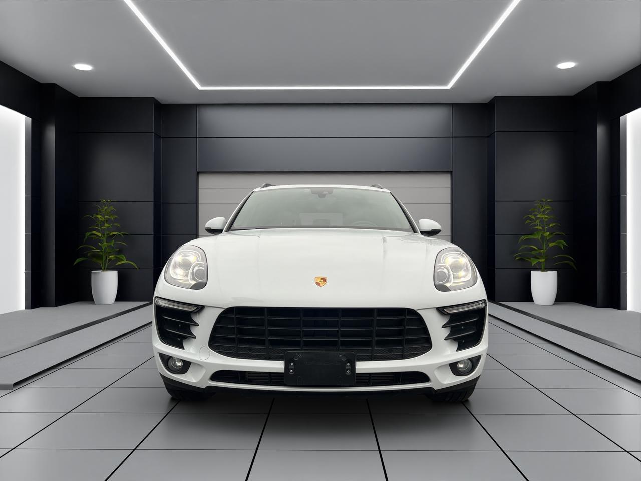 2018 Porsche Macan SPORT UTILITY - AWD - Navigation - Leather - Sunroof !! Photo