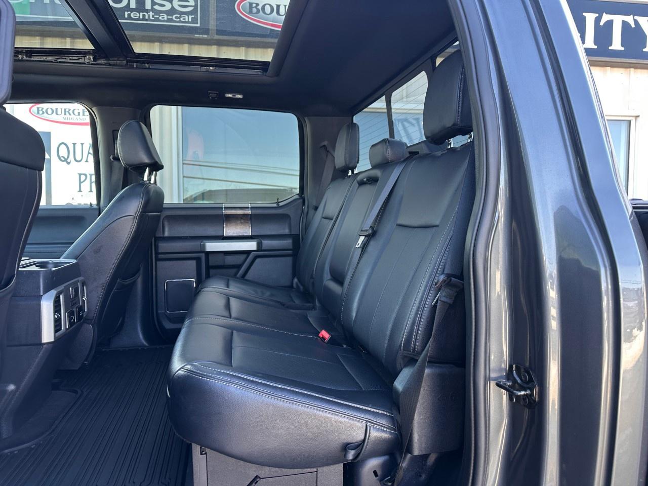 2022 Ford F-250 Super Duty SRW LARIAT 4WD SuperCab 6.75' Box Photo