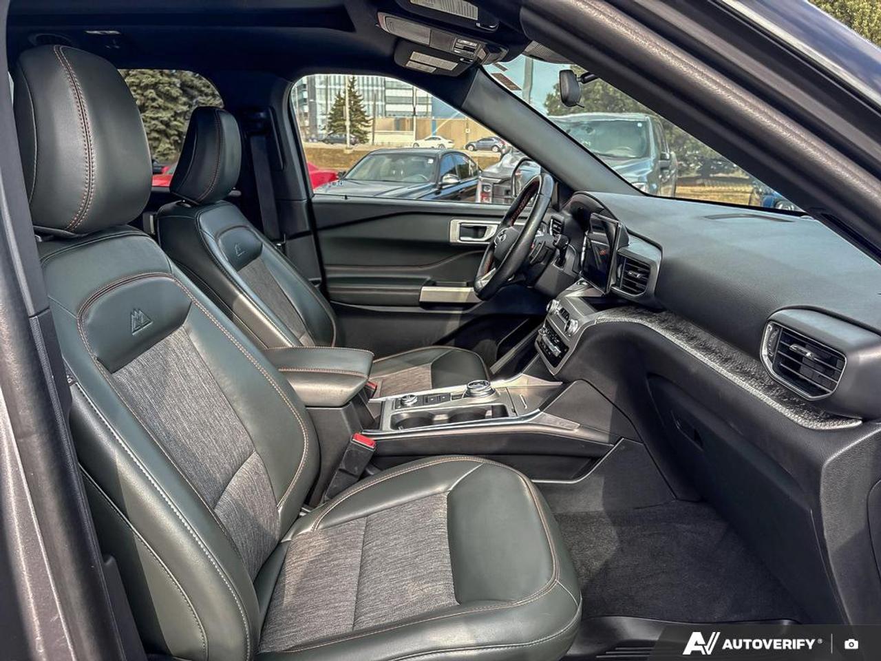 2022 Ford Explorer Timberline 800A|PANO|FORD APP|HTD STEERING|BOUGHT/SVC HERE Photo