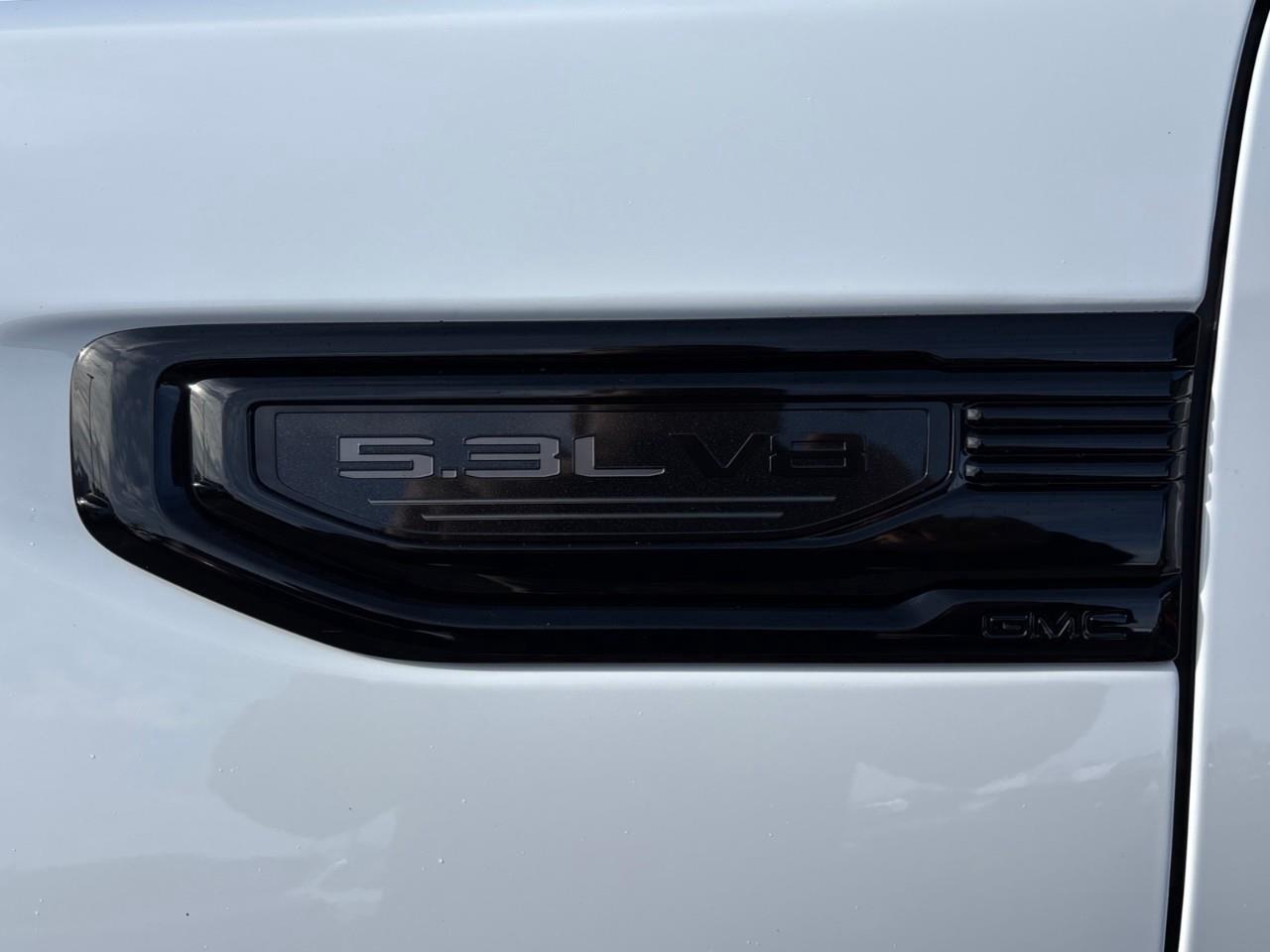 2026 GMC Sierra 1500 Elevation New 2026 Gas Powered V8 5 Passenger Crew Cab 4X4 Truck with 6.6FT Box, Heated Front Seats, Heated Steering Wheel, Bose Speakers, Apple CarPlay, Android Auto and Adaptive Cruise Control Photo