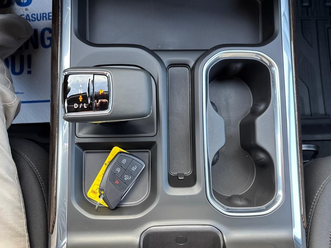 2026 GMC Sierra 1500 Elevation New 2026 Gas Powered V8 5 Passenger Crew Cab 4X4 Truck with 6.6FT Box, Heated Front Seats, Heated Steering Wheel, Bose Speakers, Apple CarPlay, Android Auto and Adaptive Cruise Control Photo