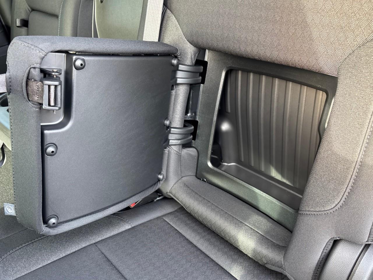 2026 GMC Sierra 1500 Elevation New 2026 Gas Powered V8 5 Passenger Crew Cab 4X4 Truck with 6.6FT Box, Heated Front Seats, Heated Steering Wheel, Bose Speakers, Apple CarPlay, Android Auto and Adaptive Cruise Control Photo