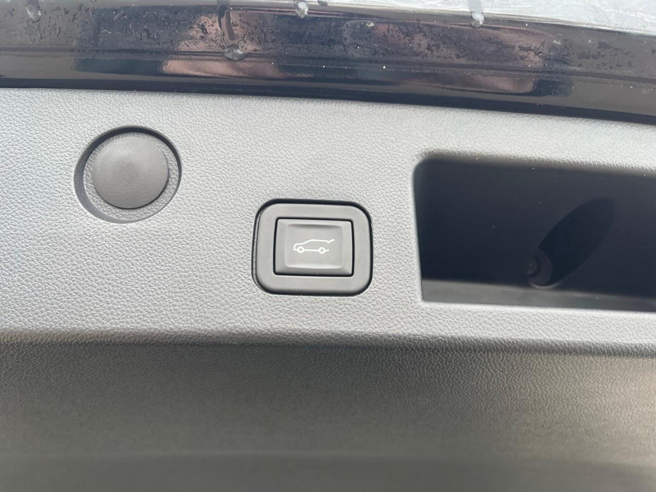 2026 GMC Terrain AWD Denali Photo