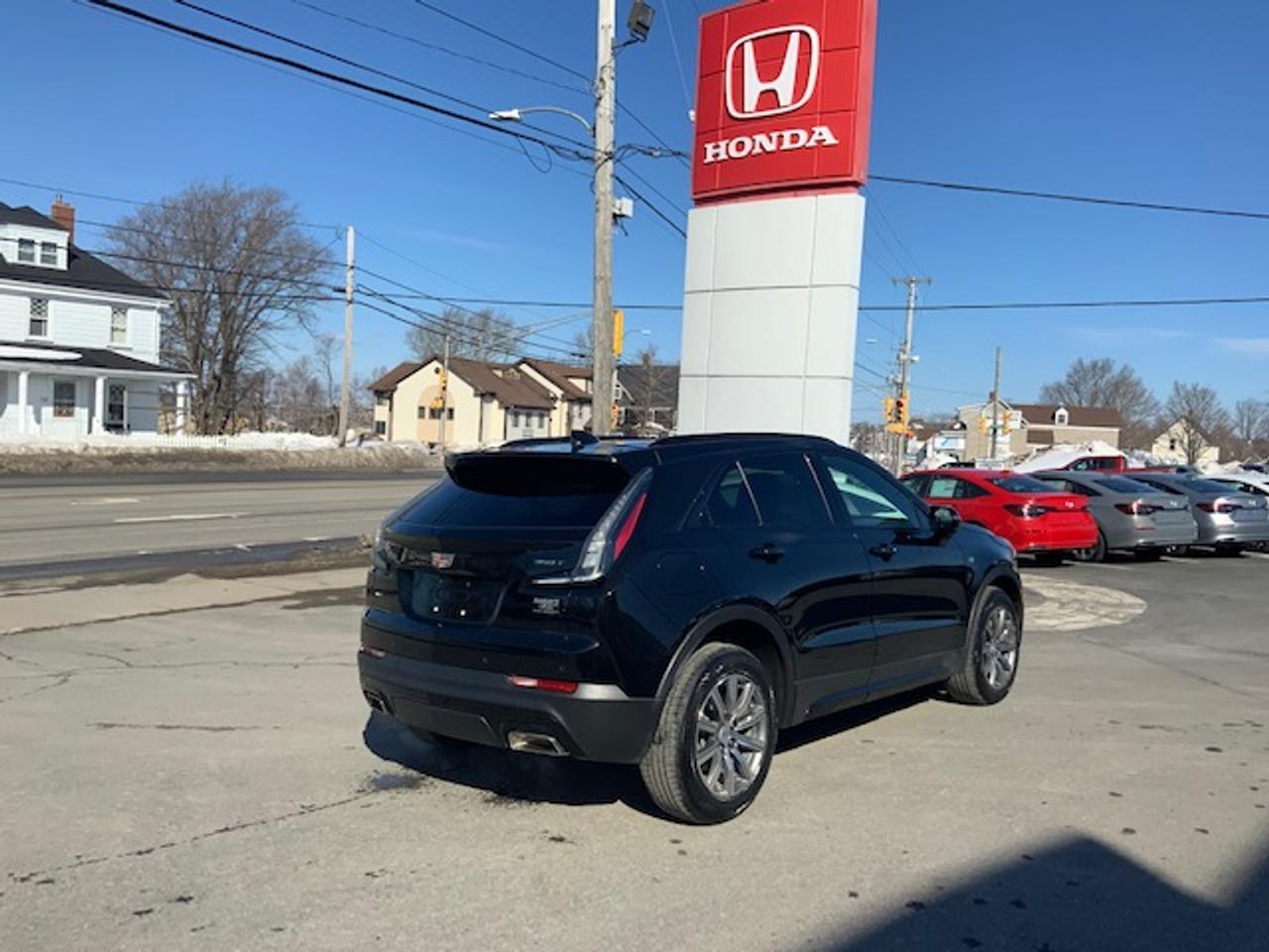 2023 Cadillac XT4 AWD Sport Photo