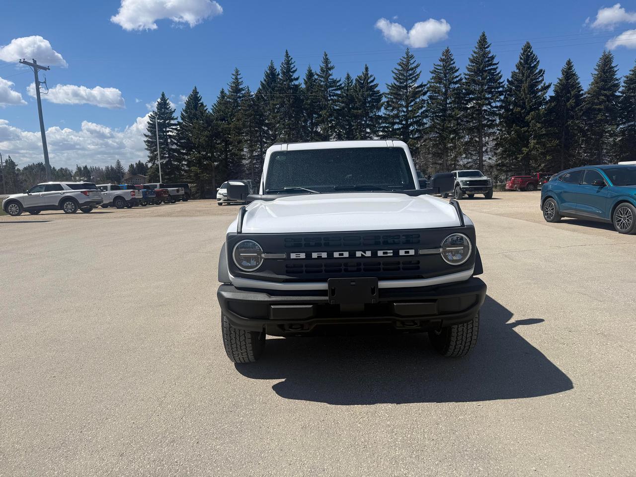 2026 Ford Bronco Big Bend 4 Door 4x4 Photo2