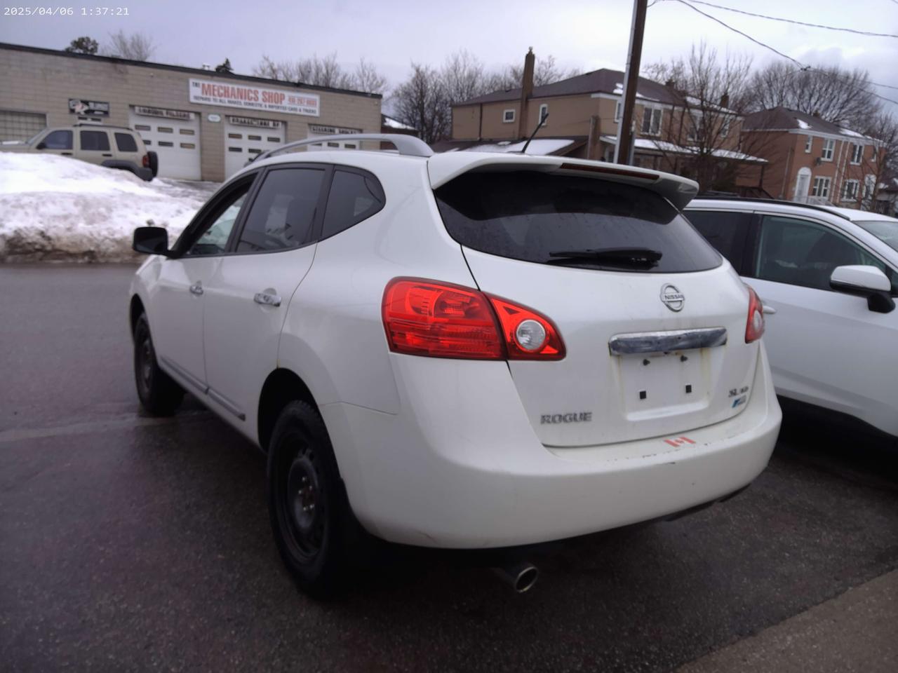 2011 Nissan Rogue AWD 4dr Photo