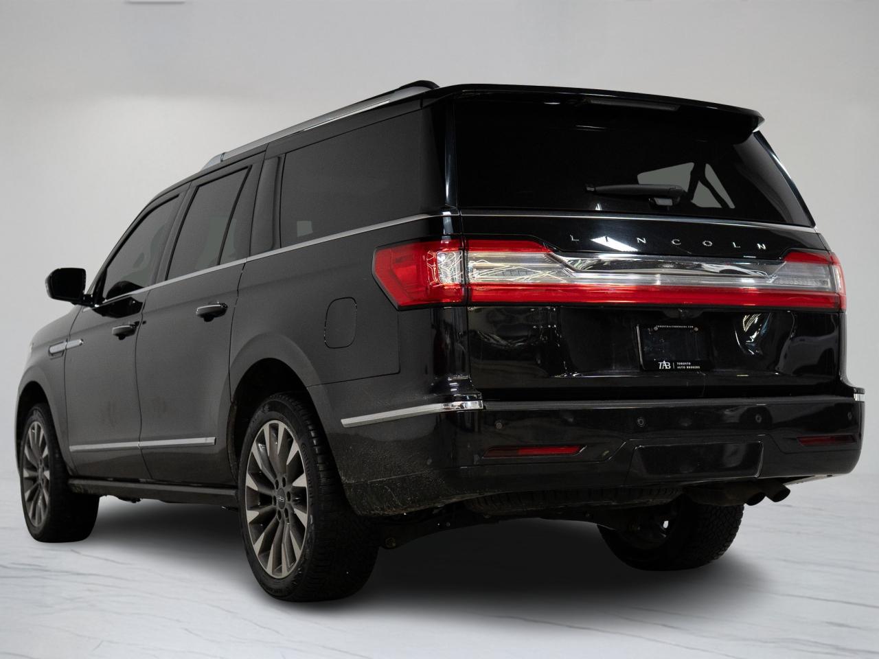 2021 Lincoln Navigator RESERVE | 7 PASS | HUD | 22 IN Photo